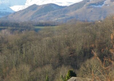 Vue des Pyrénées depuis le camps à Julos